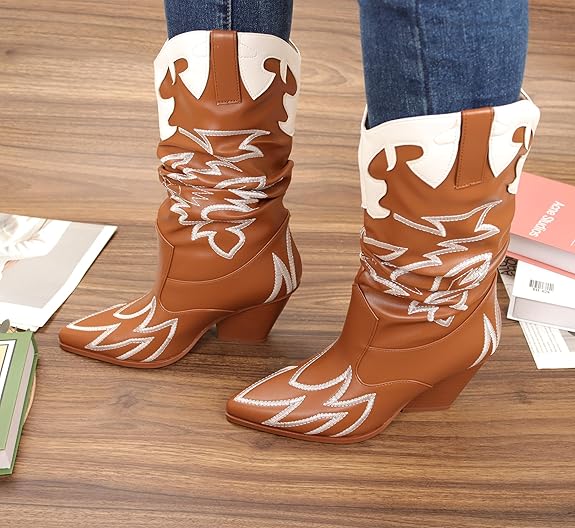 COWGIRL13 - TAN COWBOY BOOTS