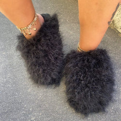 GATA01 - BLACK FAUX FUR SANDALS