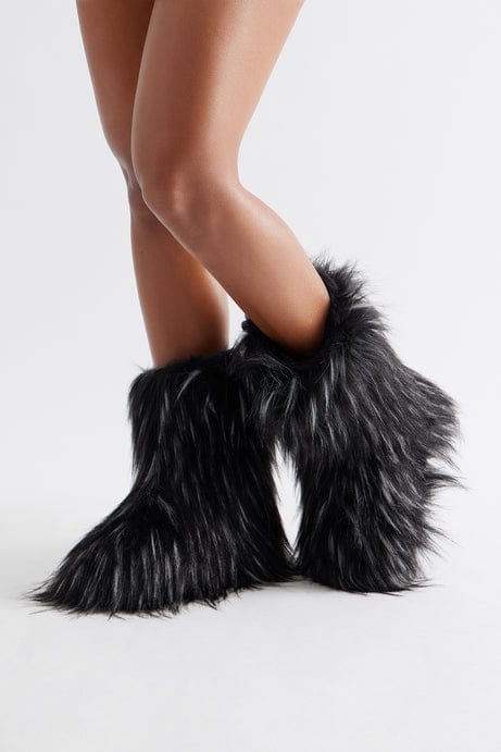 MELANIE21 - BLACK/WHITE FUR BOOTS